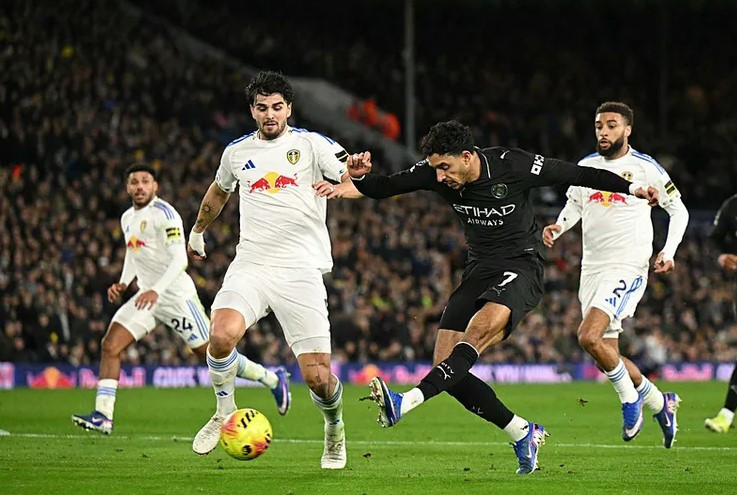 Fenerbahçe kesenin ağzını açtı: 60 milyon euroluk yıldız forvet transfer listesinde - Resim : 2