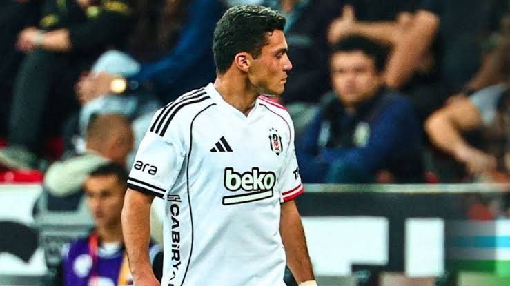 Beşiktaş'ta genç oyuncuya kiralık formülü: Resmen ayrıldı - Resim : 1