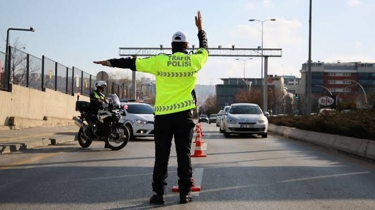 Milyonlarca sürücüye ağır ceza yolda: 81 ilde polisler bagajları tek tek açıyor - Resim: 9
