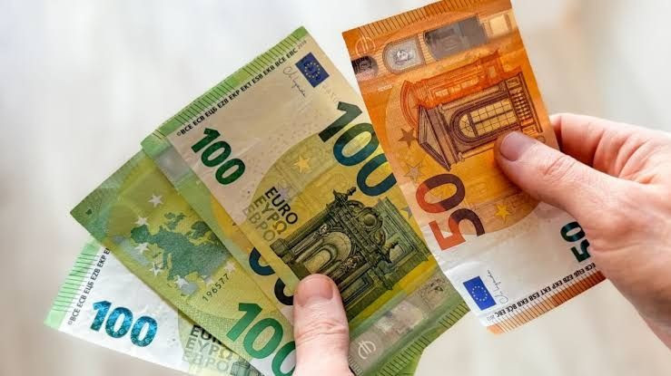 Gitmeyi kabul edene 1,5 milyon TL para veriyorlar: Duyan bavulunu toplayıp gidiyor - Resim: 4
