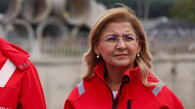 Bakırköy Belediye Başkanı Ayşegül Özdemir Ovalıoğlu’nun 86 yaşındaki babası da gözaltına alındı - Resim : 3
