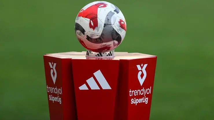 Süper Lig’in en değerli 10 kalecisi belli oldu: İşte zirvenin sahibi - Resim: 1
