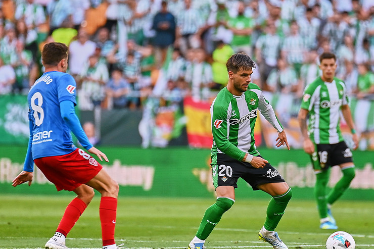 Real Betis 21 yıl sonra Şampiyonlar Ligi vizesi aldı - Resim : 1