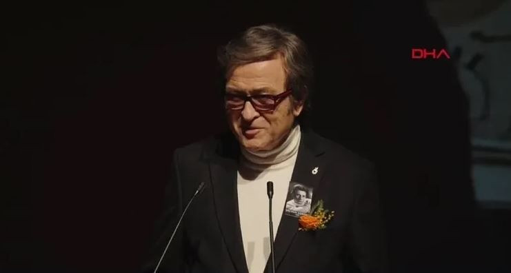 Türk tiyatrosu duayenine gözyaşlı veda: 72 yıllık efsane Haldun Dormen sonsuzluğa uğurlanıyor… Vasiyeti yerine getirildi - Resim: 8