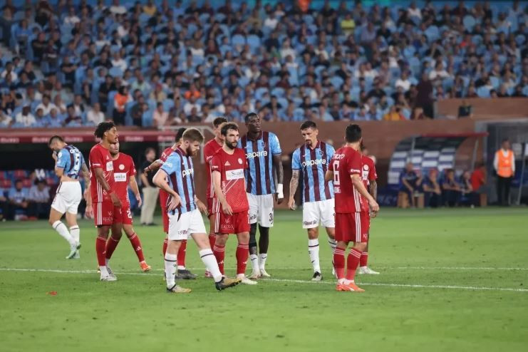 Antalyaspor - Trabzonspor maçı saat kaçta, hangi kanalda? Muhtemel 11'i - Resim: 1