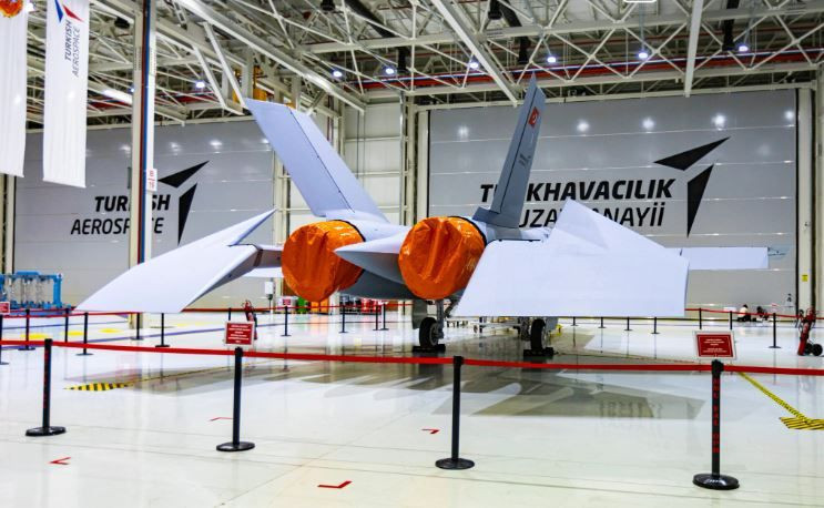 Türkiye'nin yerli üretimi KAAN göz kamaştırdı: İşte yeni özellikleri - Resim: 1