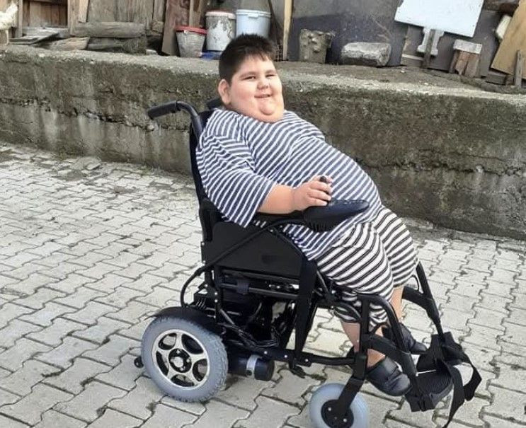 Yağız'ın mucizevi değişimi: 5 yaşında 90 kiloydu, şimdi görenler tanıyamıyor - Resim: 6