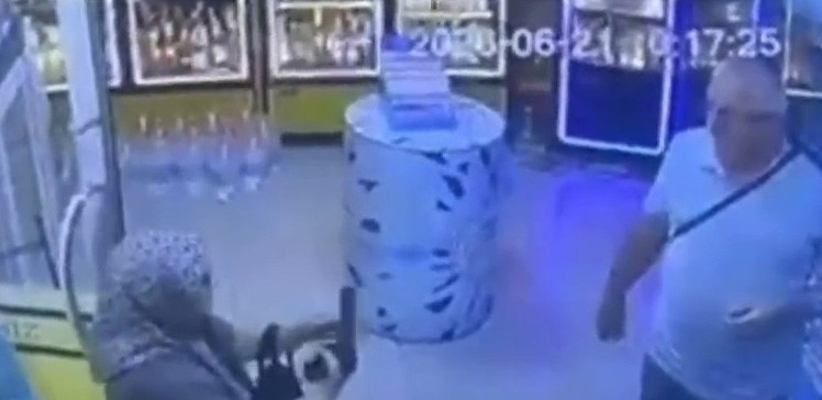 Boşanma aşamasındaki eşini vurmak istedi, silah tutukluk yapınca faciadan dönüldü - Resim : 2