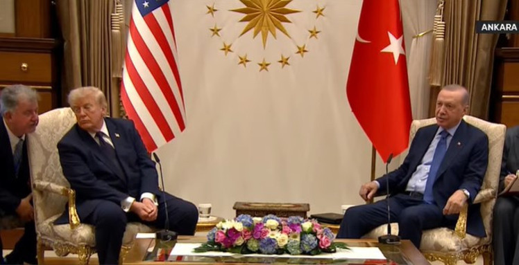 Erdoğan ve Trump ortak açıklama yaptı; Trump: CAATSA yatırımları kalkacak - Resim : 1
