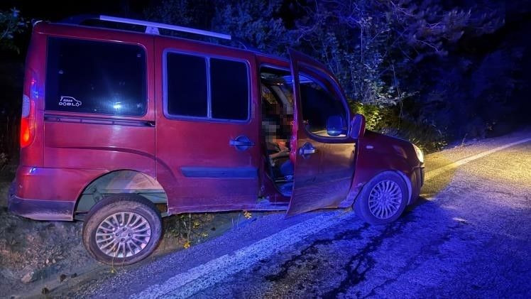 Direksiyon başında uyurken bulundu: Kanında uyuşturucu çıktı - Resim: 5