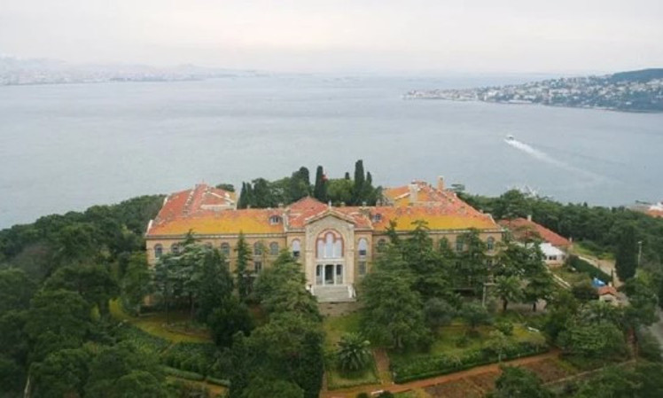 Bartholomeos Atina'da duyurdu: Ruhban okulu açılıyor; ilk Tom Barrack açıklamıştı - Resim : 1