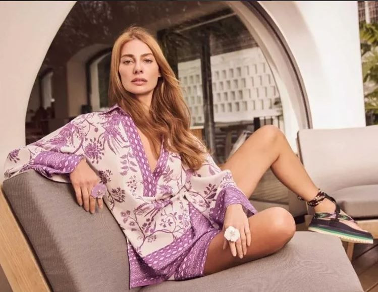 Sanat dünyası şaşkın: Tuba Ünsal’ın eski eşine vefası herkesi hayran bıraktı… Sare artık ortak - Resim: 10