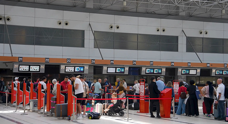 Türkiye uçuyor: 2025'te Hava yolunda tarihi zirve. Cumhuriyet tarihinin en kalabalık yılı! - Resim : 1