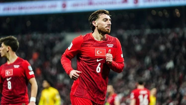 Montella tarihi maç öncesi neşteri vurdu: 3 futbolcuyu kulübeye çekti - Resim: 6