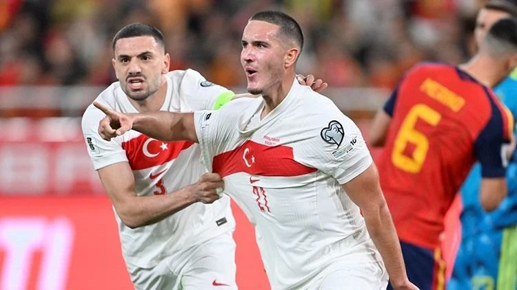 Deniz Gül'e 2 Süper Lig devi talip: Hangi takıma yakın olduğu belli oldu - Resim: 6