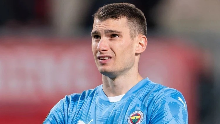 Fenerbahçe'den Livakovic iddialarına resmi açıklama: Transfer teklifleri yalanlandı - Resim : 1