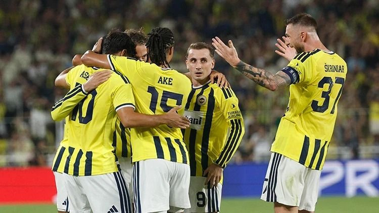 Acun Ilıcalı, Süper Lig şampiyonluk adayını açıkladı: "Bir tık önde" - Resim: 7