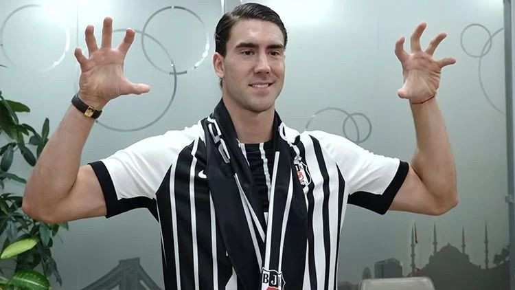 Yapay zeka Süper Lig'in gol kralını açıkladı: Osimhen, Vlahovic, Lukaku, Salah... - Resim: 13