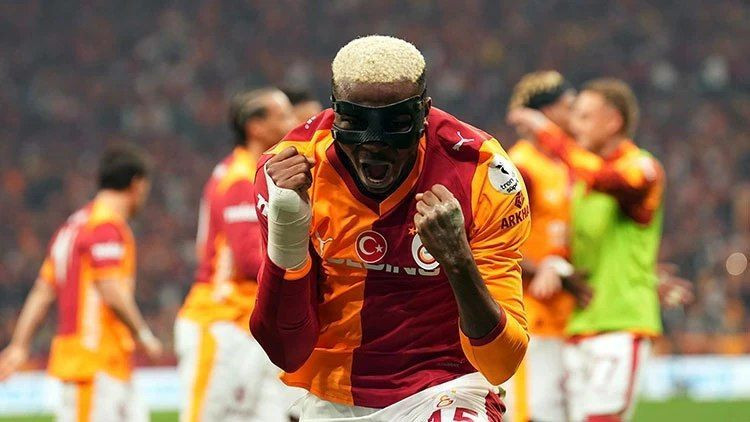 Victor Osimhen, Galatasaray tarihine geçti: İşte o tarihi başarı - Resim: 4
