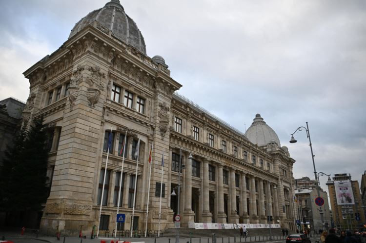 Dakya hazinesi yeniden gün yüzünde: Kayıp hazine Bükreş'te sergilendi - Resim: 12