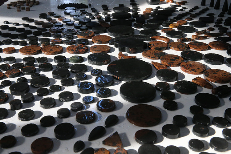 Siyah Obsidyenin büyüsü: Kursiyer ürünleri kapış kapış gidiyor... 43 ilde Zile imzası - Resim : 3