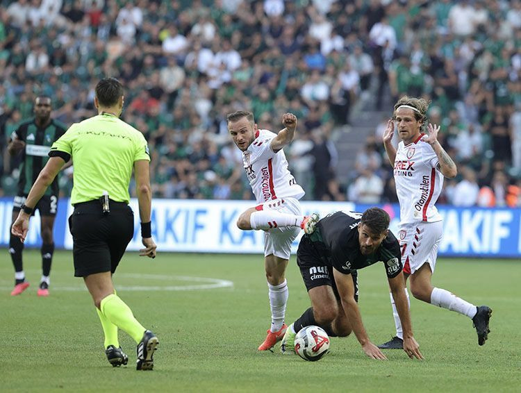 Süper Lig'de heyecan devam ediyor: 19. hafta karşılaşmaları - Resim: 3