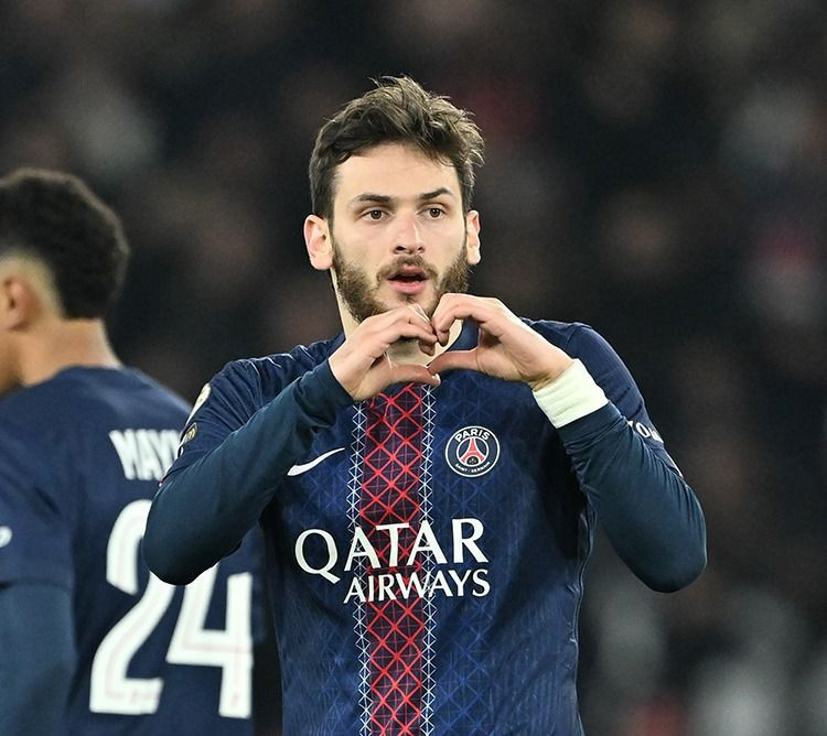 Dünyanın en iyi 30 futbolcusu açıklandı: Messi ve Ronaldo'nun yeri gündem oldu - Resim: 11