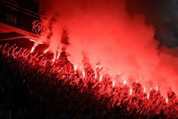 Dünyanın en iyi 15 futbol taraftarı açıklandı: Türk takımları damga vurdu - Resim: 1