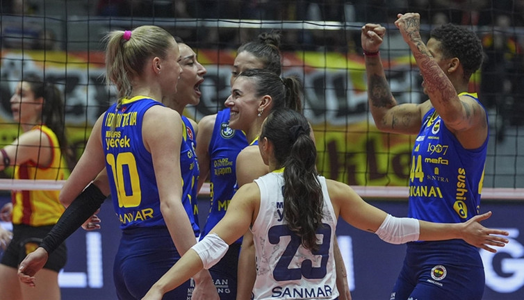 Fenerbahçe Medicana Şampiyonlar Ligi çeyrek finalde İtalya deplasmanında