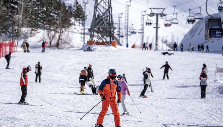 Kayak merkezlerinde en fazla kar kalınlığı belli oldu
