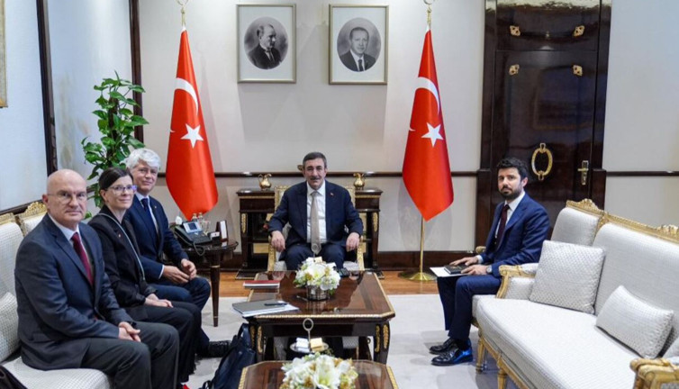 Cumhurbaşkanı Yardımcısı Yılmaz, İsviçre Büyükelçisi’ni kabul etti