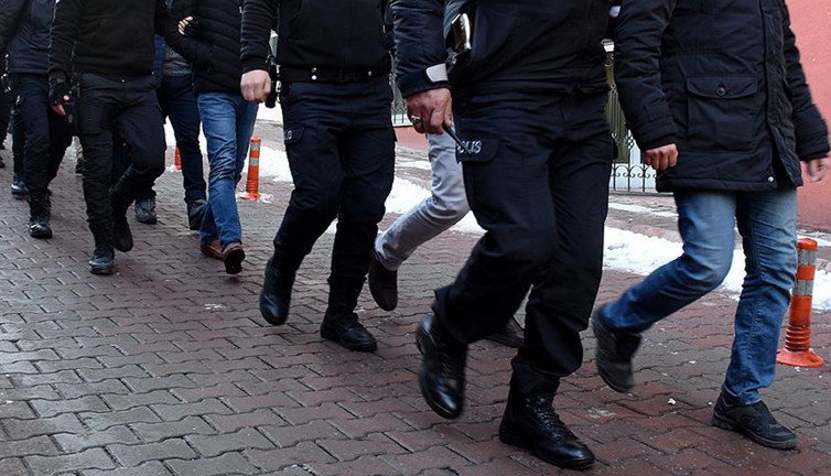 İstanbul'da tetikçi çetesine operasyon