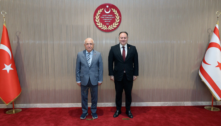 Eski TBMM Başkanı Cemil Çiçek’ten KKTC'ye ziyaret
