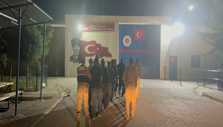 Batman'da 2021 yılındaki cinayetin soruşturmasında 5 şüpheli tutuklandı