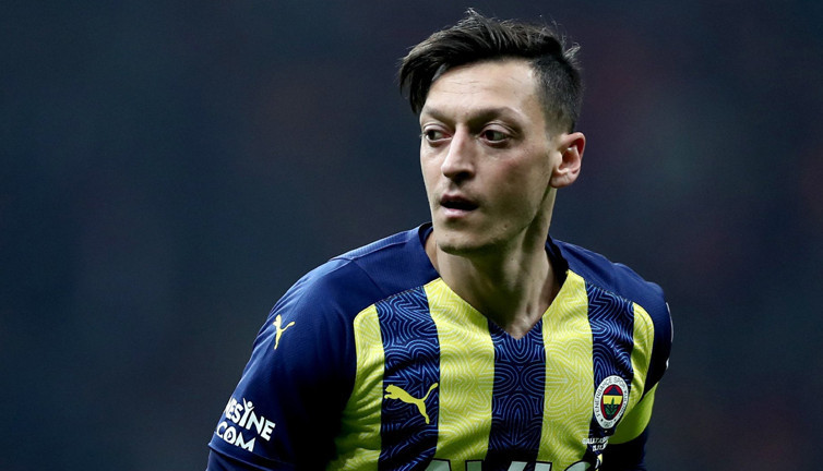 Süper Lig ekibi Mesut Özil'i duyurdu: Sürpriz anlaşmaya imza attılar