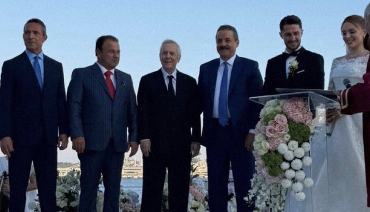 Aziz Yıldırım ve Ali Koç İsmail Yüksek'in nikah şahidi oldu