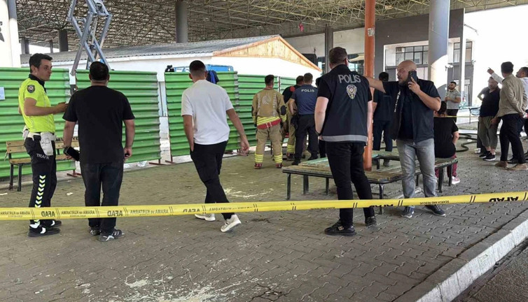 Edirne Otogarı’nda yangın: 2 işçi ağır yaralandı