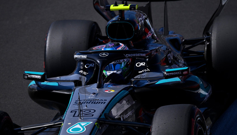 Kimi Antonelli'den Madrid GP'de tarihi zafer