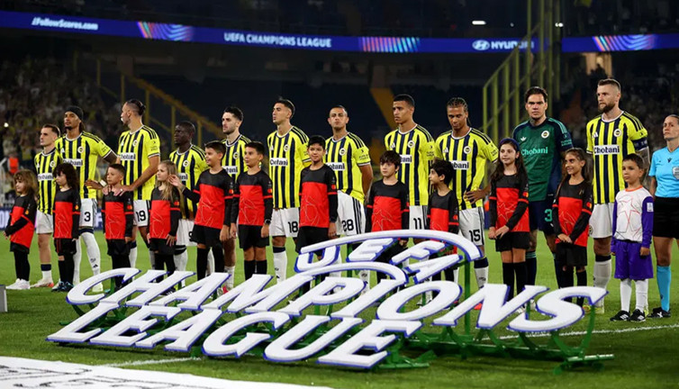 UEFA paylaştı: Fenerbahçe'nin milli yıldızı Şampiyonlar Ligi'ne damga vurdu
