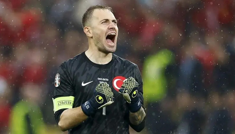 Mert Günok Milli Takım'a veda etti