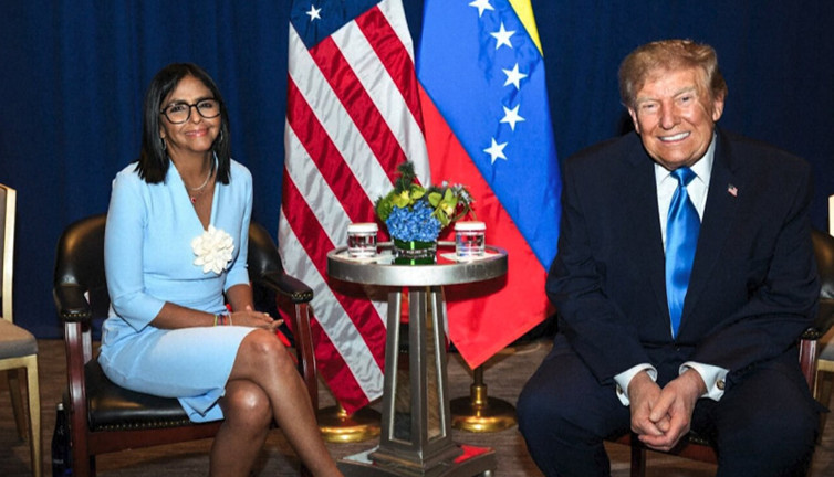 Trump ile Venezuela Geçici Devlet Başkanı ilk kez bir arada