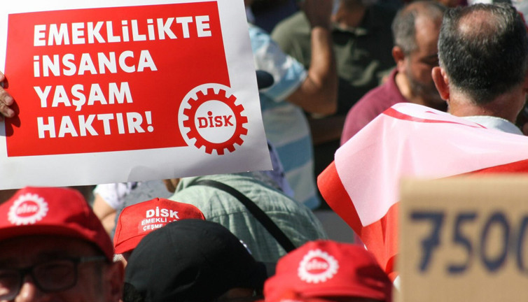 60 yaşındaki emekli polisin ölümü sonrası DİSK’ten çarpıcı mesaj