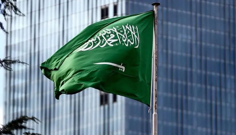 Riyad’daki okullarda yüz yüze eğitime ara
