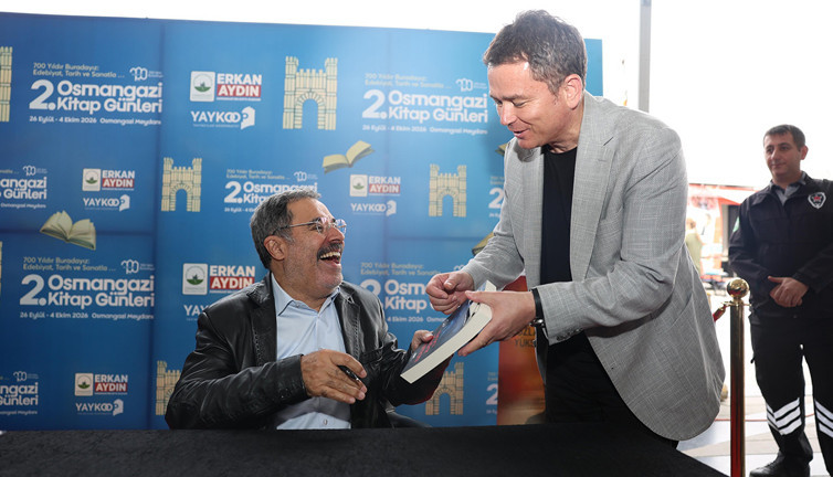 Osmangazi Kitap Günleri'nde Ahmet Ümit rüzgarı