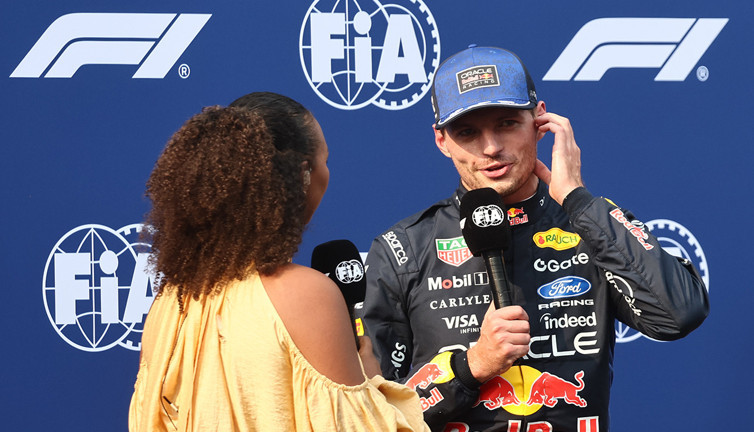 Max Verstappen'den sezonun ilk zaferi