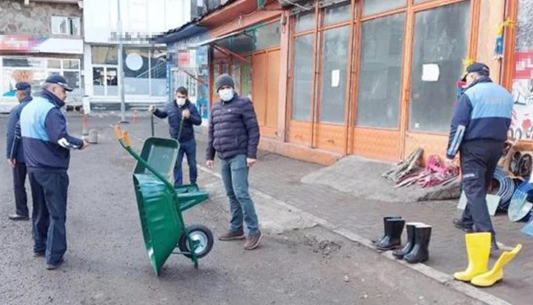 Belediyeden kaldırım ve cadde işgallerine para cezası