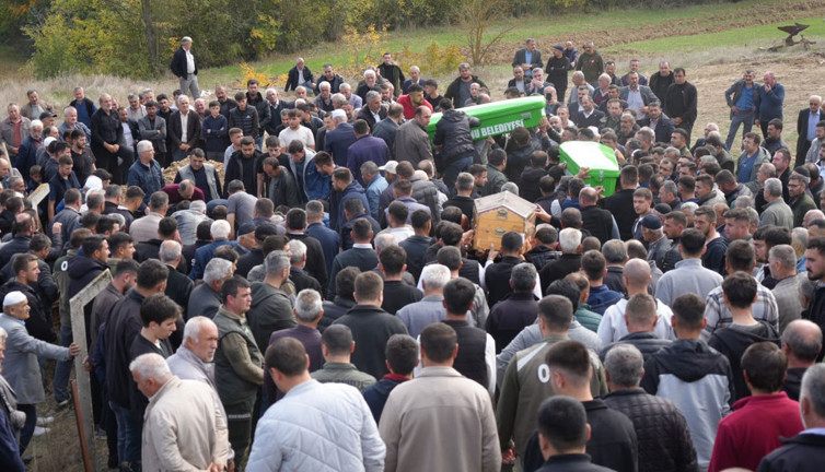 Taşköprü’de kanlı olay: 4 kişi toprağa verildi