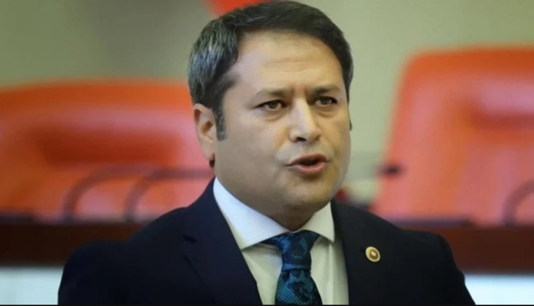 AKP’li milletvekili Cumhuriyet’i hedef aldı. “100 yıllık narkoz” dedi