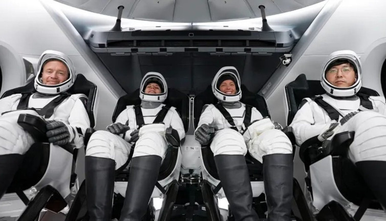 SpaceX’in uzay yolcuları Dünya'ya döndü