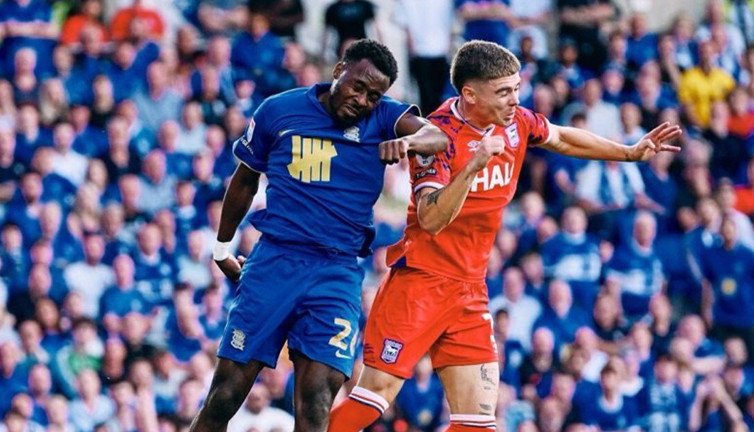 Bright Osayi Samuel'den enfes performans